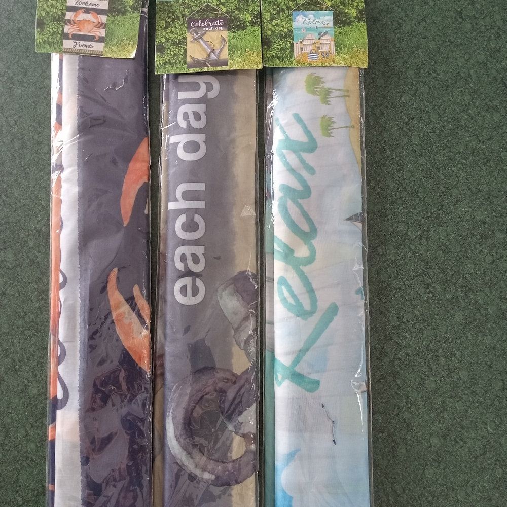 3 NWT Shore Living Garden Flags Anchor Beach Chairs & Crab Decor for beach house